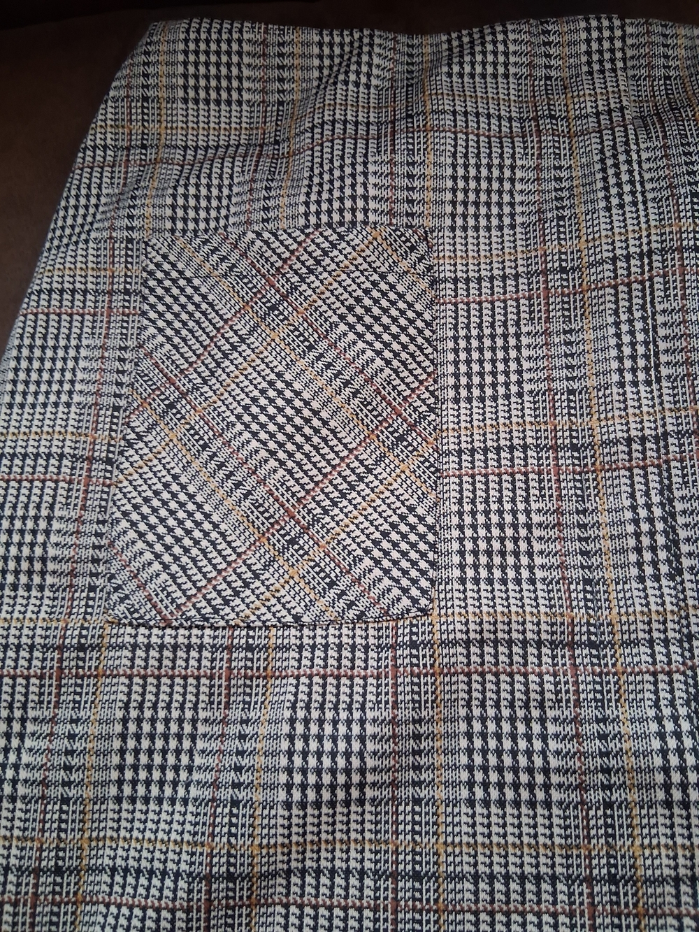 Women's Sz Lg Soho Apparel Plaid Pencil Skirt in Black, White & Tan - Picture 2 of 5